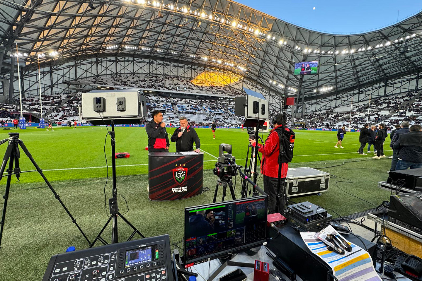 Captation vidéo professionnelle lors d’un match du RC Toulon au Stade Vélodrome.
